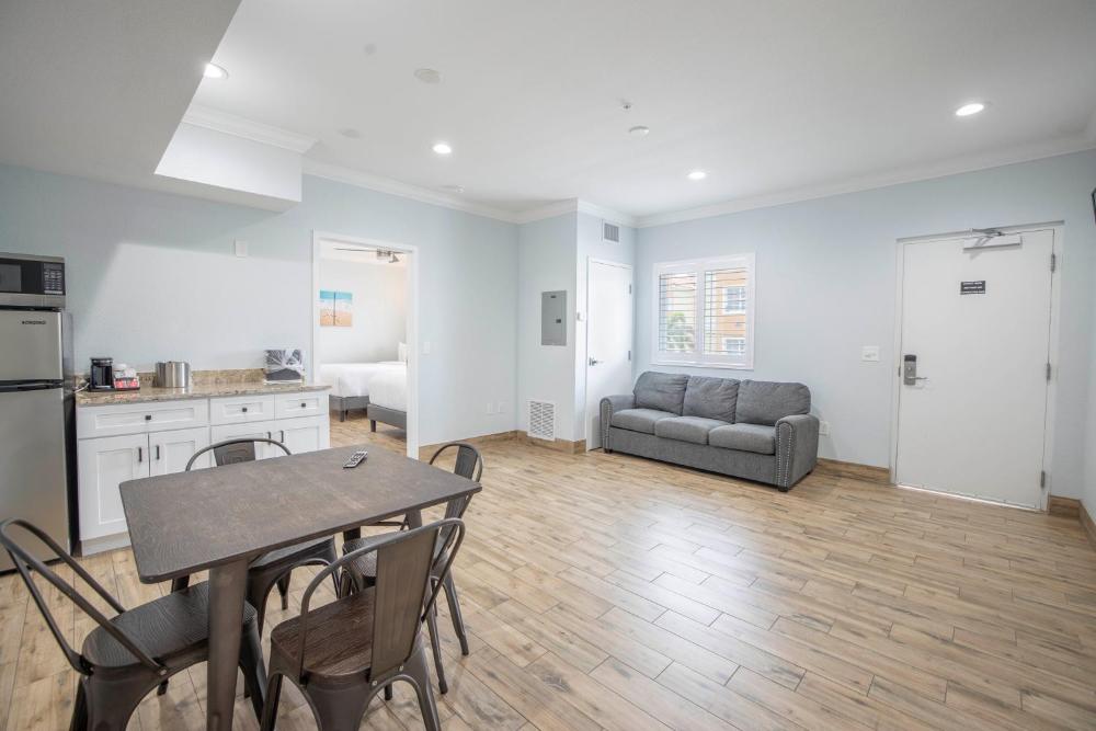 2 Double Bed Suite located across the street interior